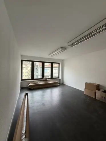 2 Zimmer Wohnung mit 80 m² in Düsseldorf – Bild 2