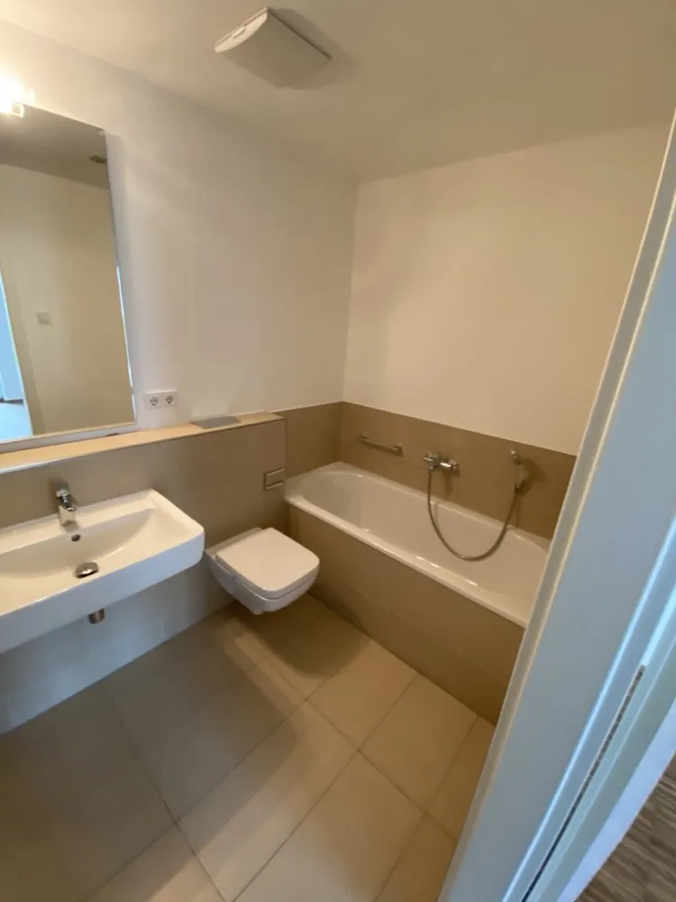 3 room apartment with 94 m² in Düsseldorf – Photo 4