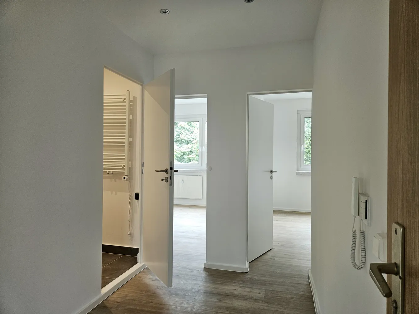 6 Zimmer Wohnung mit 112 m² in Halle (Saale) – Bild 2
