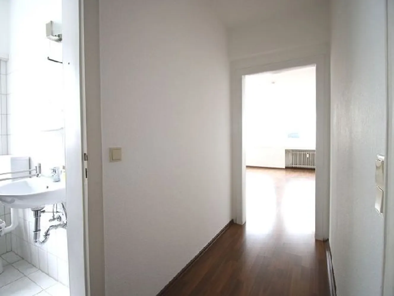 2 Zimmer Wohnung mit 65 m² in Krefeld – Bild 6