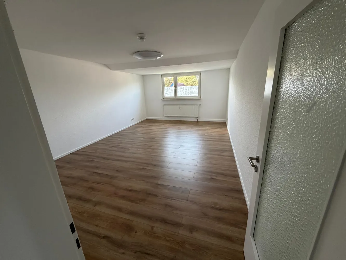 4 Zimmer Wohnung mit 77 m² in Duisburg – Bild 1