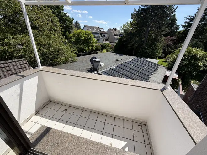 3 Zimmer Wohnung mit 90 m² in Düsseldorf – Bild 4