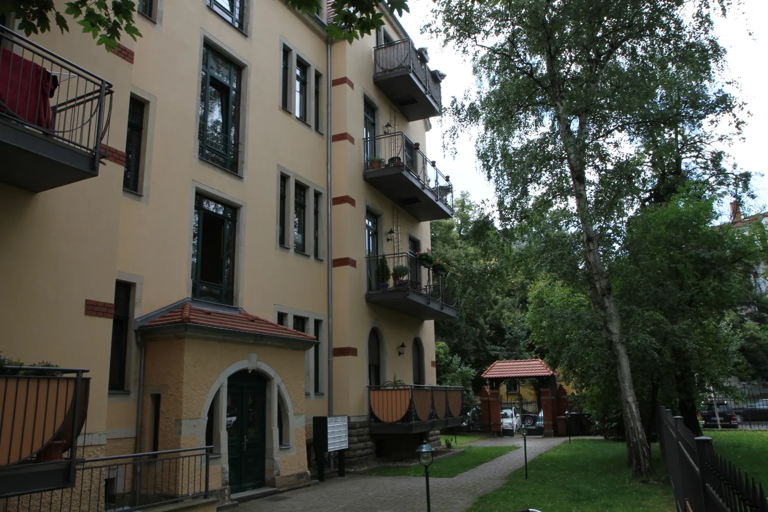 2 Zimmer Wohnung mit 67 m² in Dresden – Bild 4