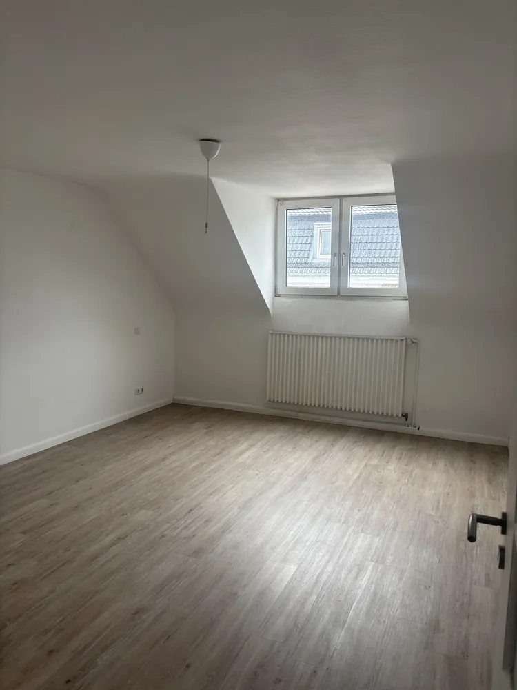 2 Zimmer Wohnung mit 65 m² in Aachen – Bild 2