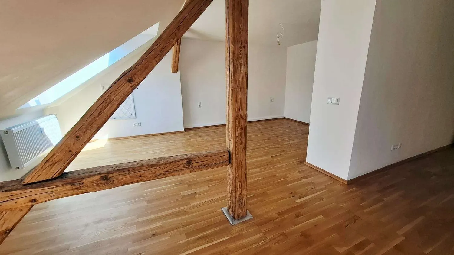 4 Zimmer Wohnung mit 118 m² in Hof – Bild 2
