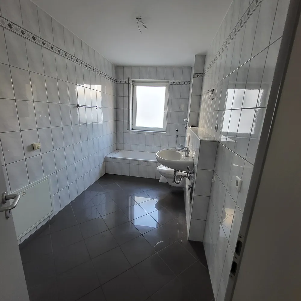 2 Zimmer Wohnung mit 78 m² in Worms – Bild 3