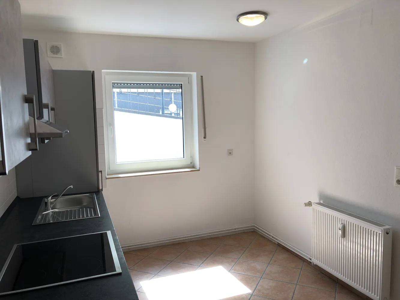 2 Zimmer Wohnung mit 116 m² in Wiesbaden – Bild 3