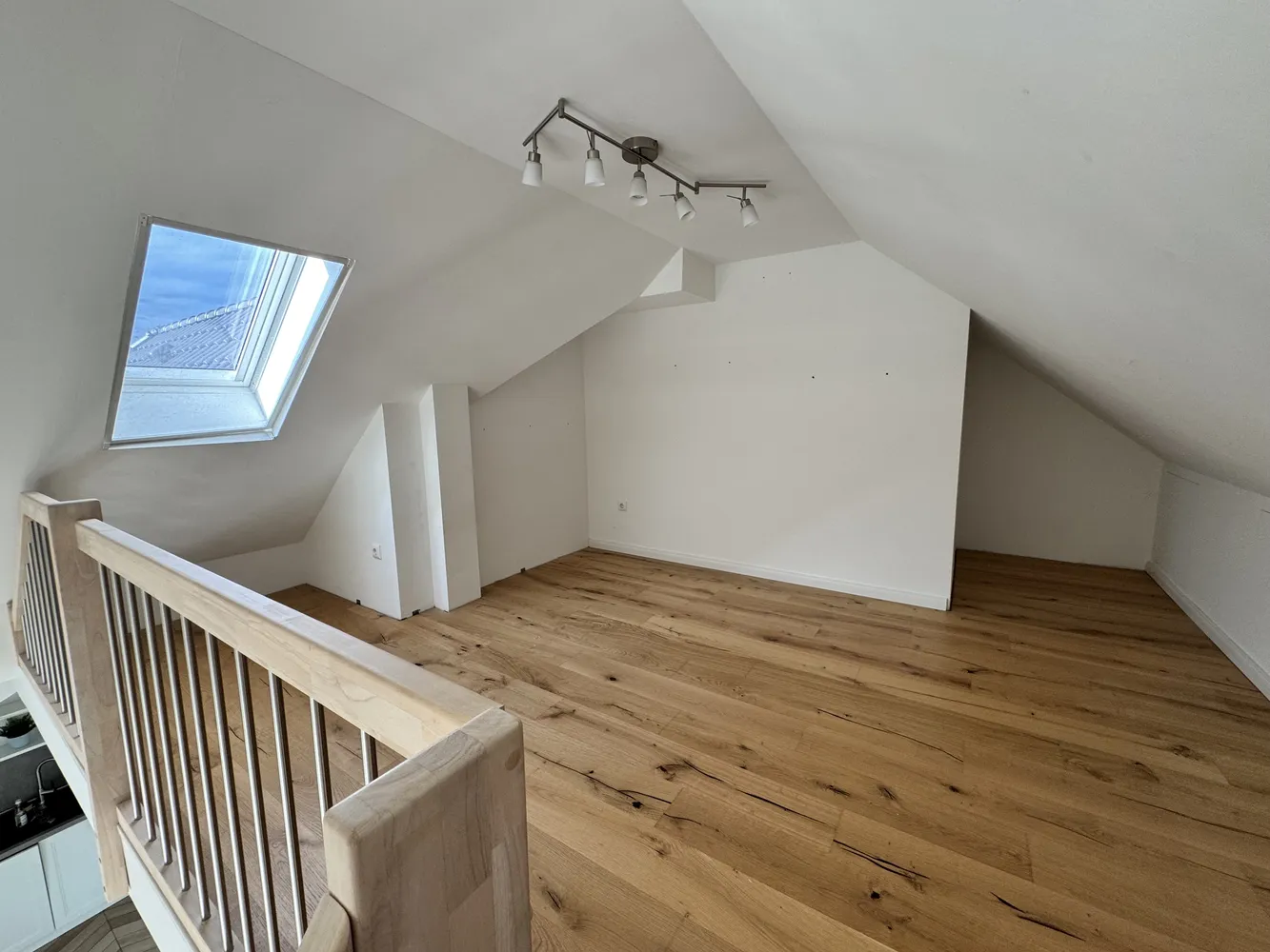2 Zimmer Wohnung mit 70 m² in Hamburg – Bild 5