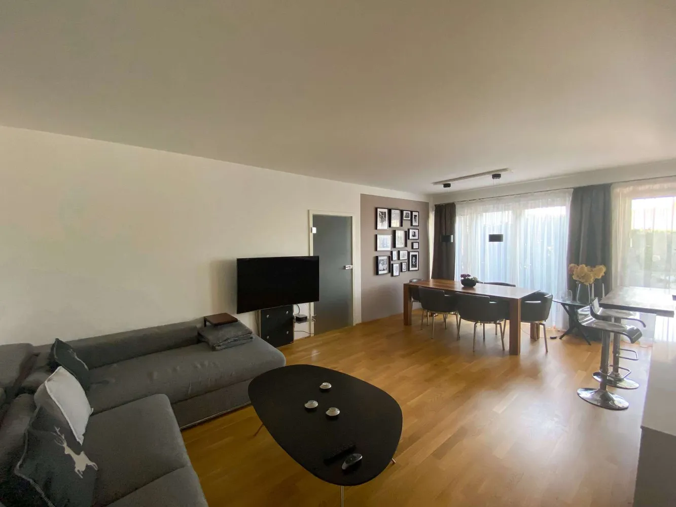 5 Zimmer Wohnung mit 150 m² in Wiesbaden – Bild 9