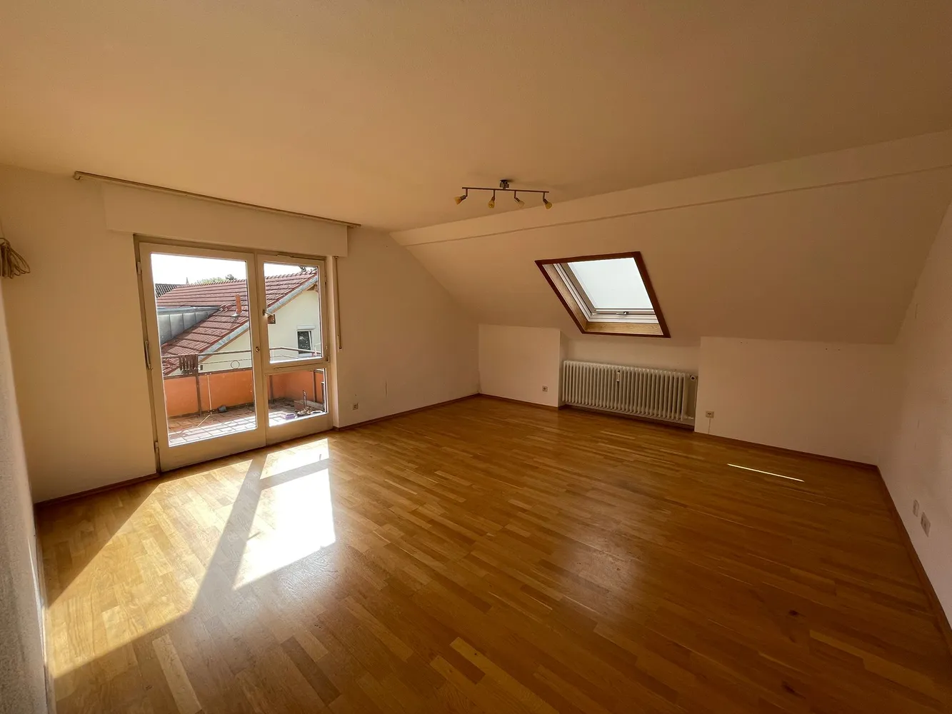 4 Zimmer Wohnung mit 90 m² in Stuttgart – Bild 1