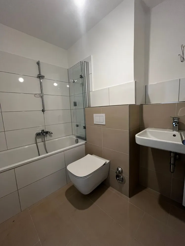 4 room apartment with 83 m² in Düsseldorf – Photo 12