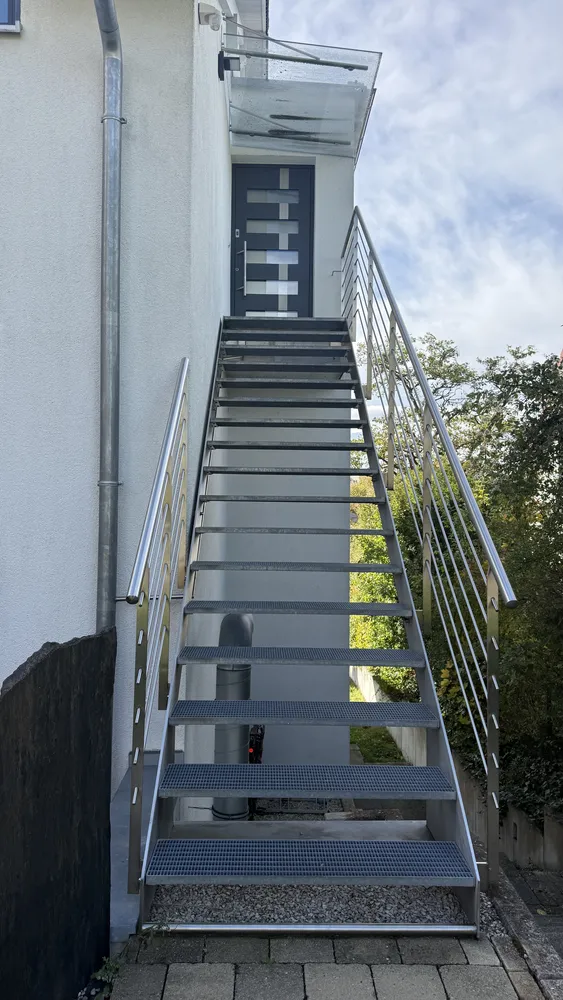 5 Zimmer Wohnung mit 135 m² in Böblingen – Bild 2