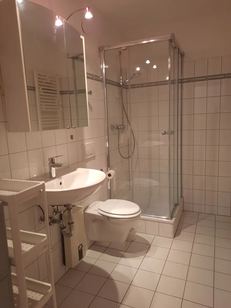 1 room apartment with 43 m² in Cologne – Photo 6