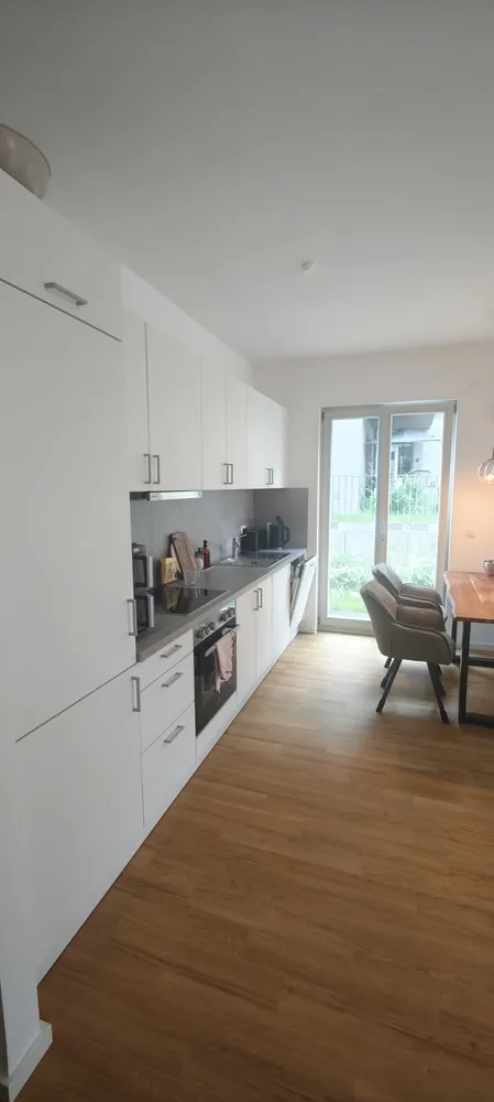 4 Zimmer Wohnung mit 97 m² in Berlin – Bild 2