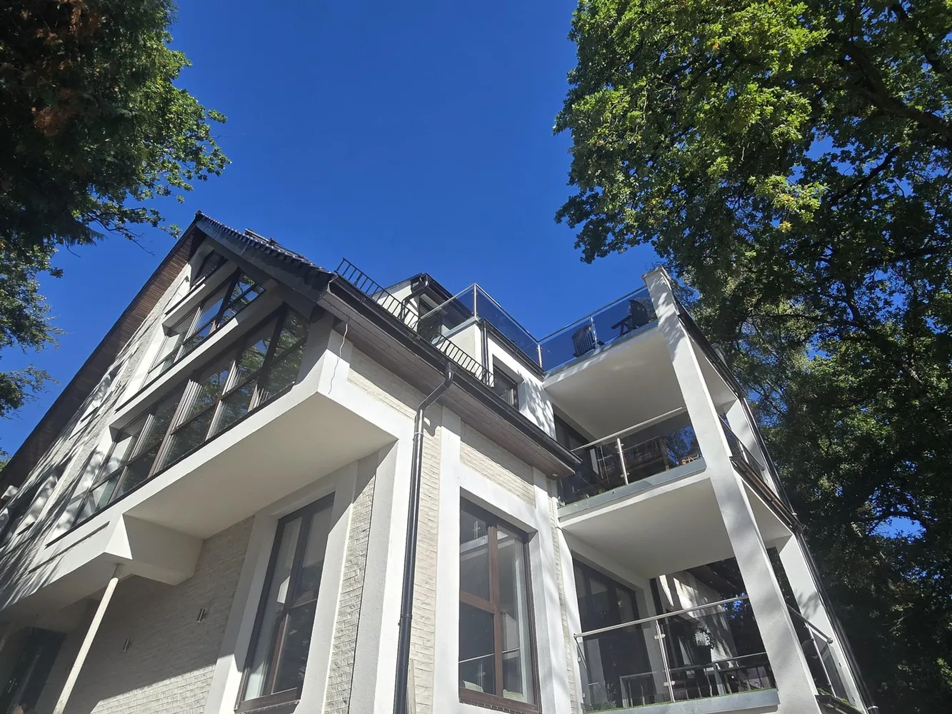 5 Zimmer Wohnung mit 125 m² in Hamburg – Bild 1