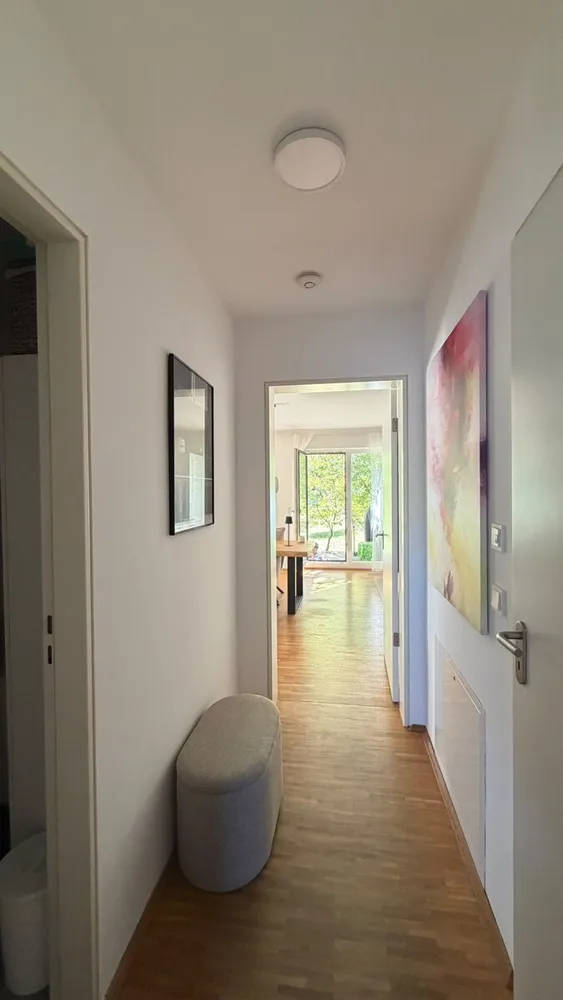2 room apartment with 70 m² in Munich – Photo 2