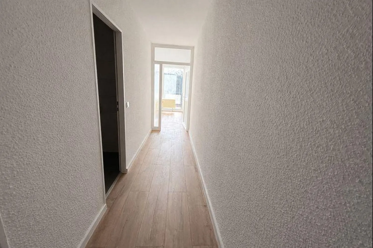 4 Zimmer Wohnung mit 106 m² in Wuppertal – Bild 4
