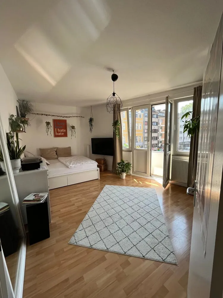 2 Zimmer Wohnung mit 65 m² in Köln – Bild 3