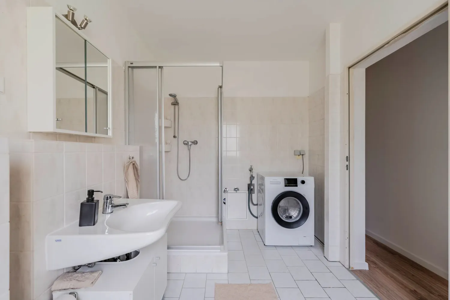 Shared room with 13 m² in Berlin – Photo 6