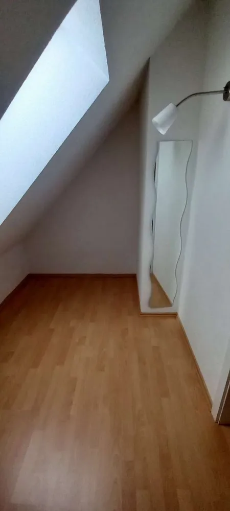 2 Zimmer Wohnung mit 31 m² in Hof – Bild 3