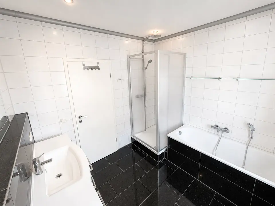 4 Zimmer Wohnung mit 96 m² in Magdeburg – Bild 9