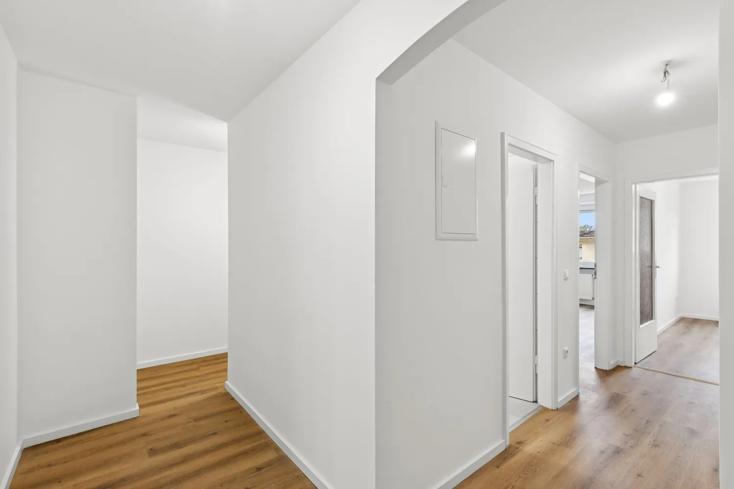 2 Zimmer Wohnung mit 70 m² in München – Bild 6