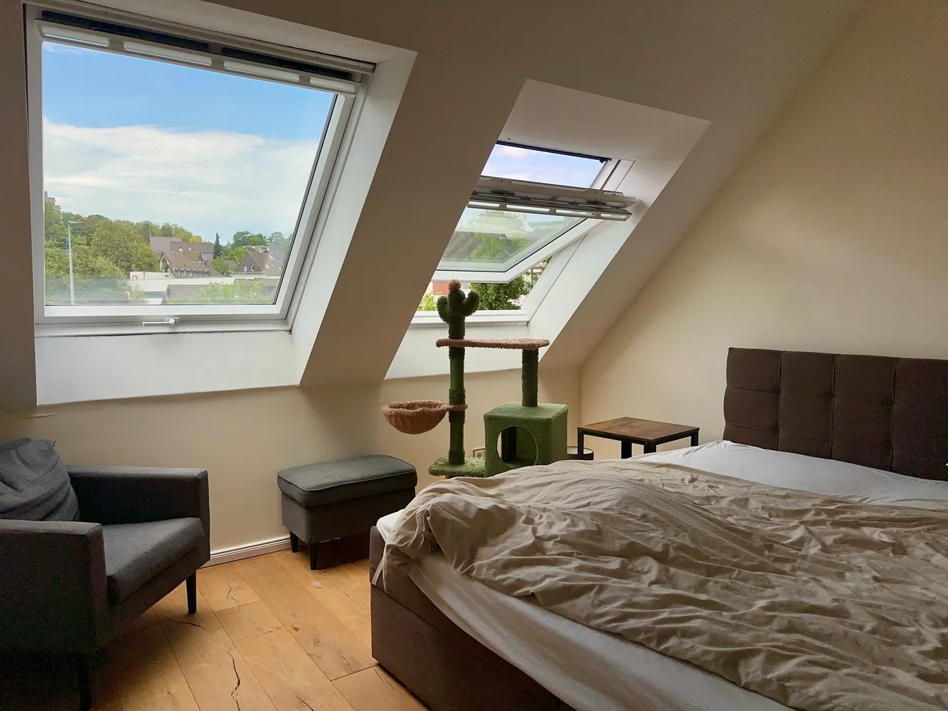 4 Zimmer Wohnung mit 120 m² in Bergisch Gladbach – Bild 1
