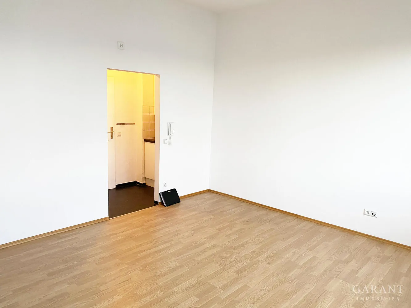 1 Zimmer Wohnung mit 25 m² in Böblingen – Bild 2