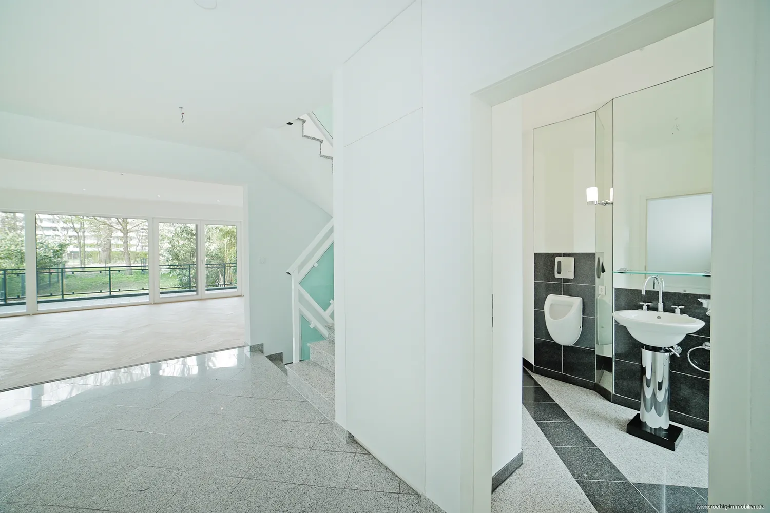 5 Zimmer Haus mit 246 m² in München – Bild 6