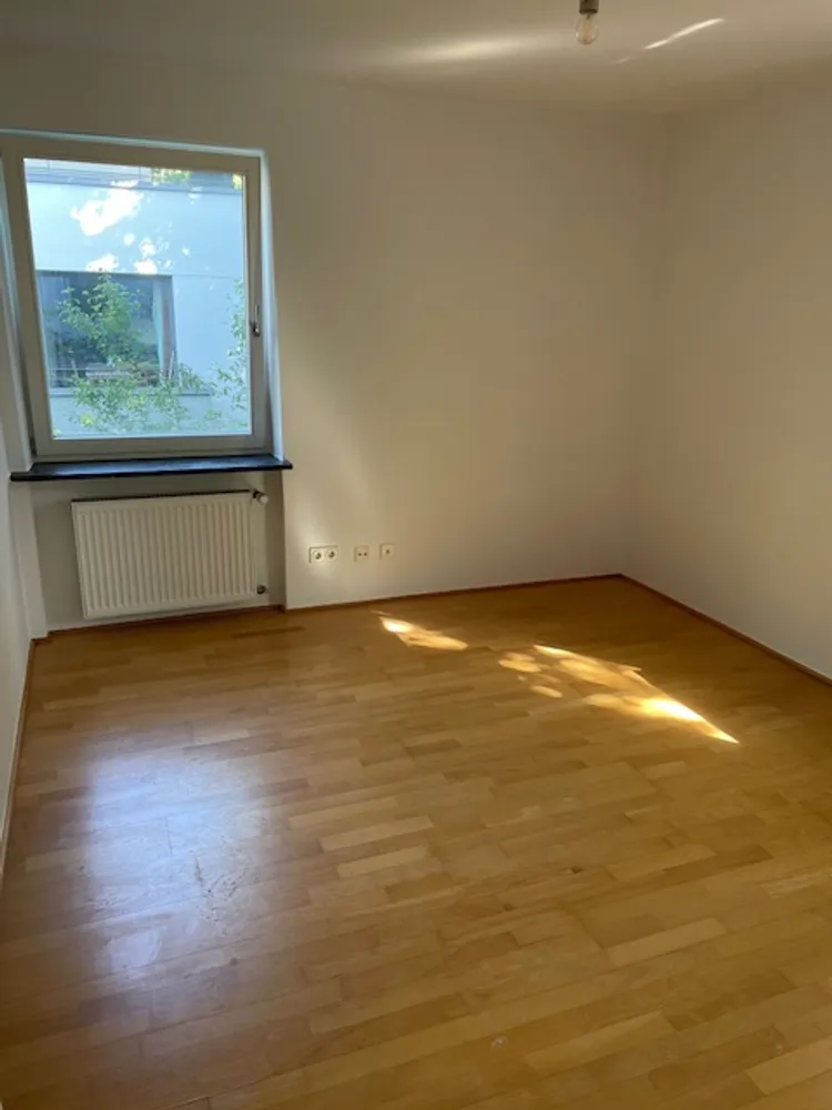 4 Zimmer Wohnung mit 95 m² in München – Bild 8
