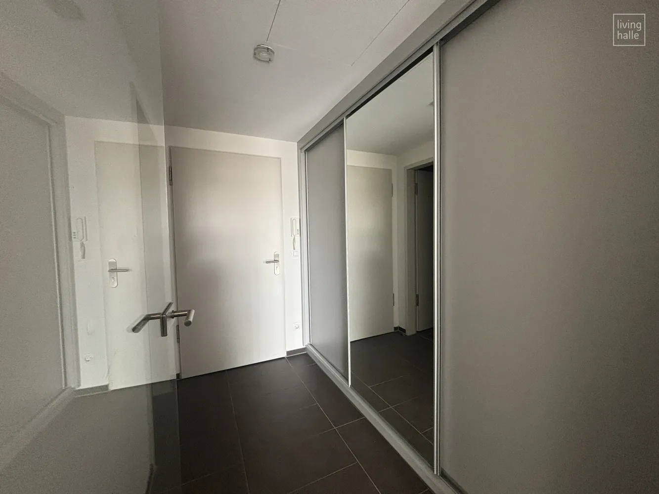 1 Zimmer Wohnung mit 49 m² in Halle (Saale) – Bild 2