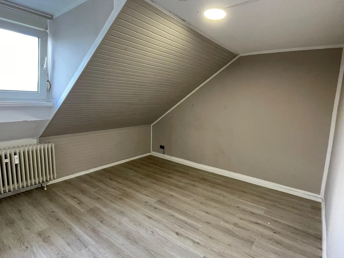 2 Zimmer Wohnung mit 77 m² in Viersen – Bild 2