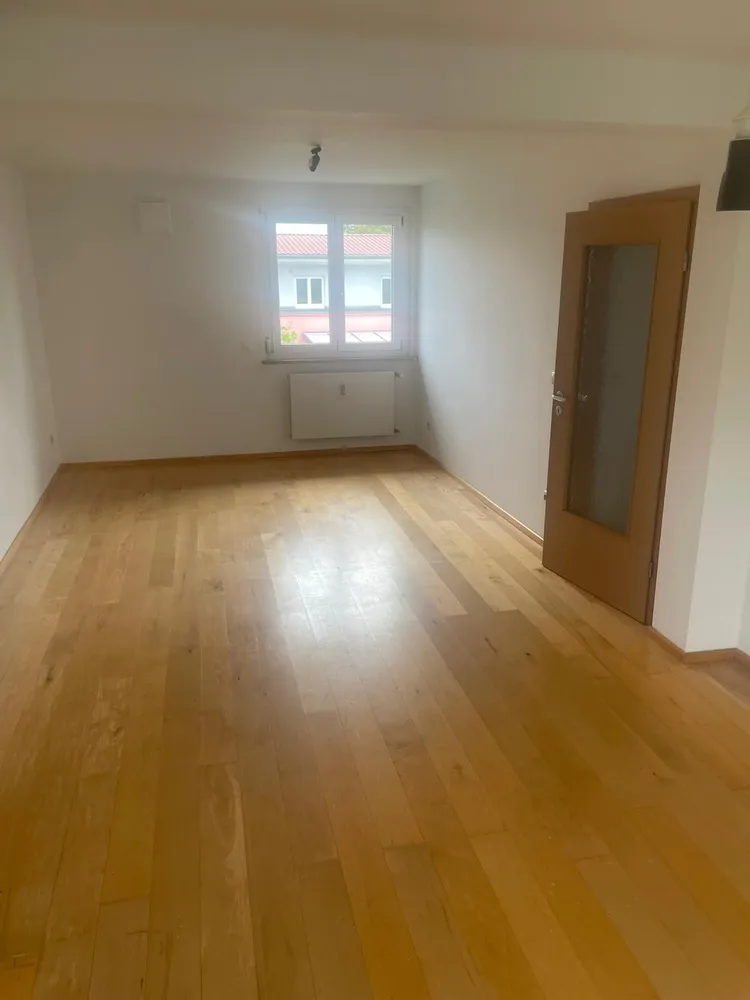 3 room apartment with 70 m² in Augsburg – Photo 2