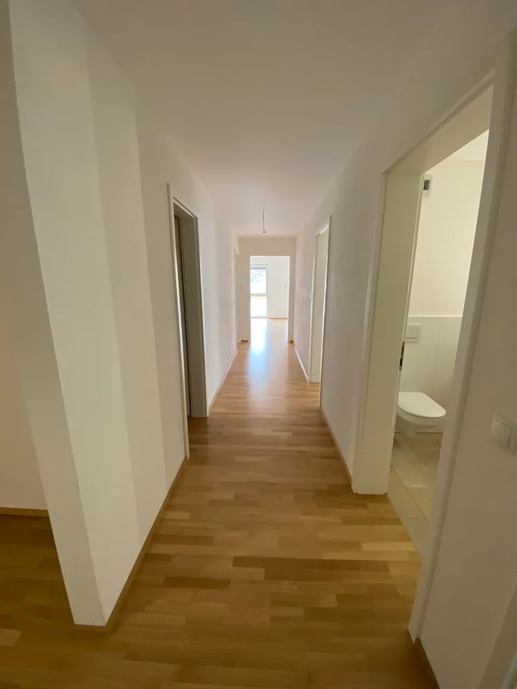 3 Zimmer Wohnung mit 121 m² in Landshut – Bild 2