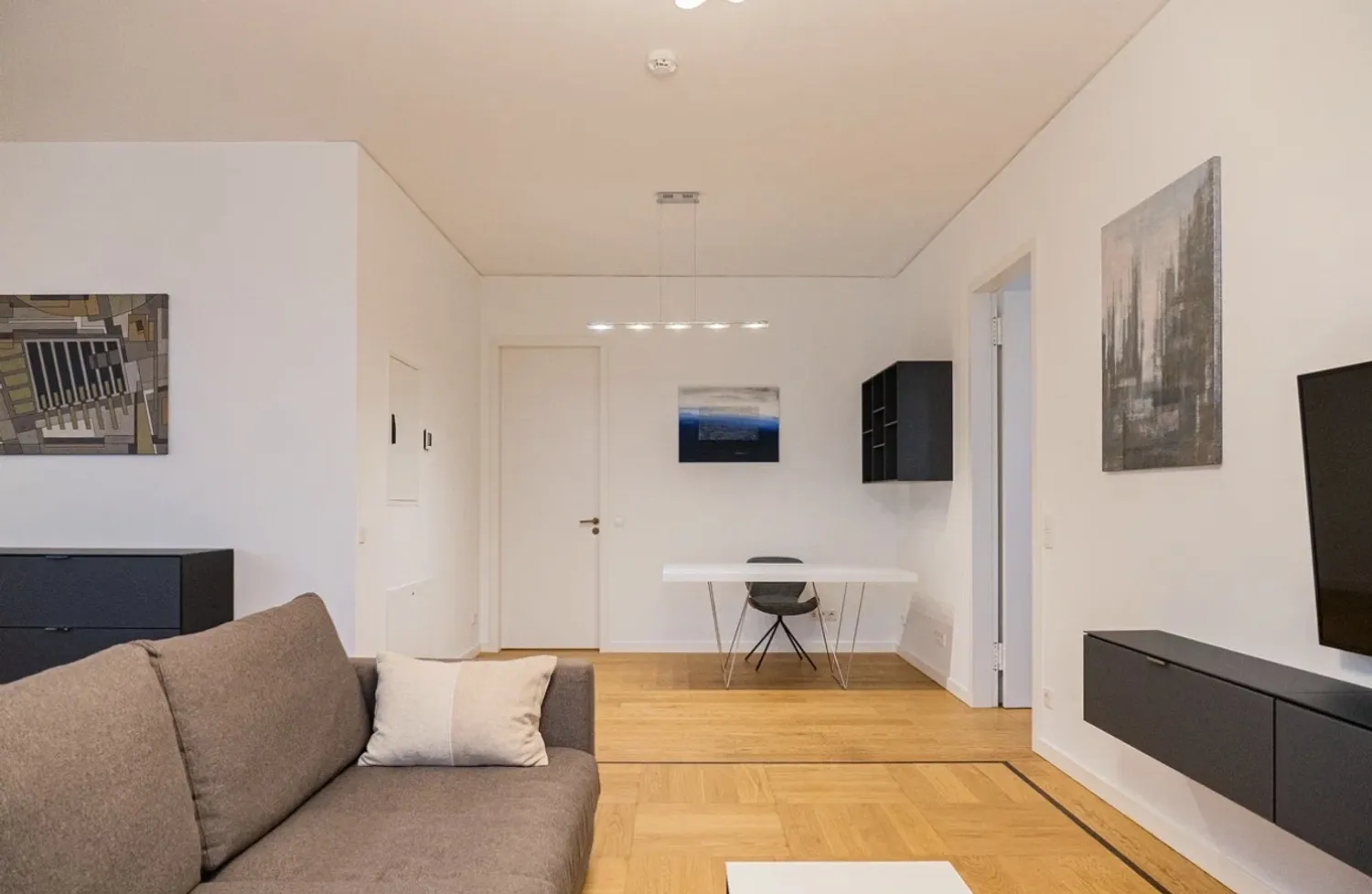 2 Zimmer Wohnung mit 85 m² in Berlin – Bild 6