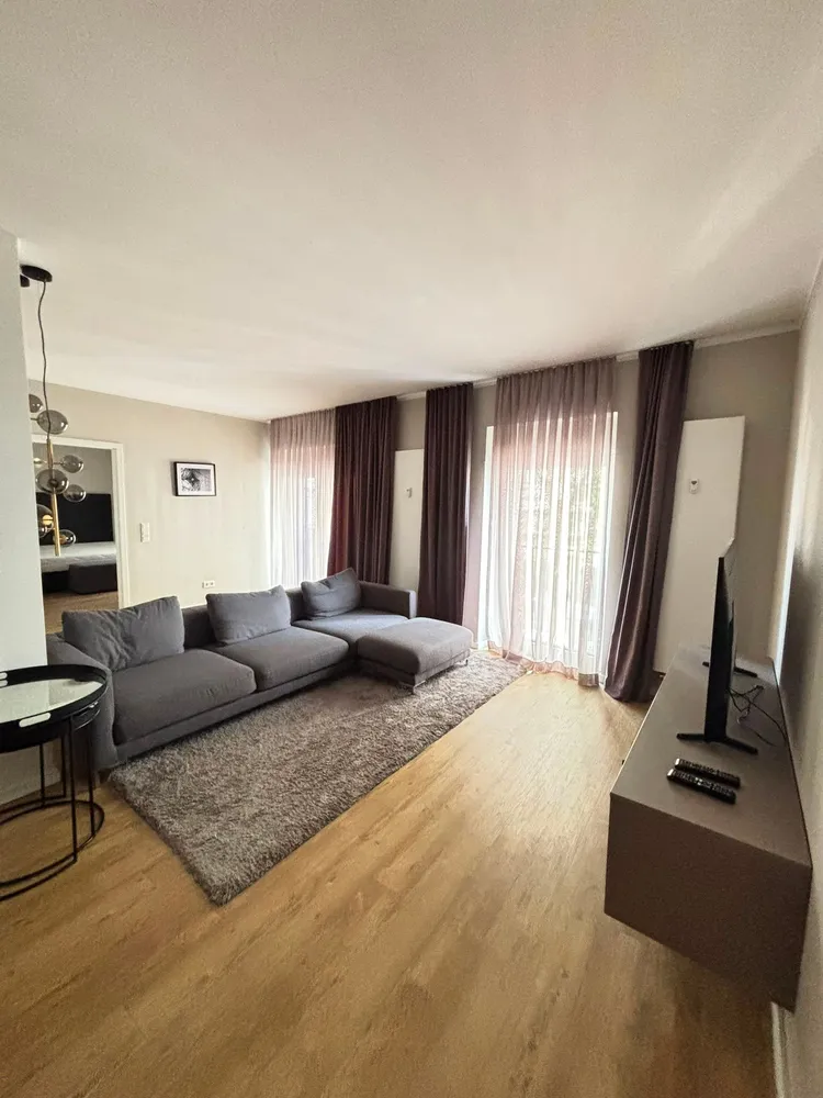 2 Zimmer Wohnung mit 70 m² in Wiesbaden – Bild 3