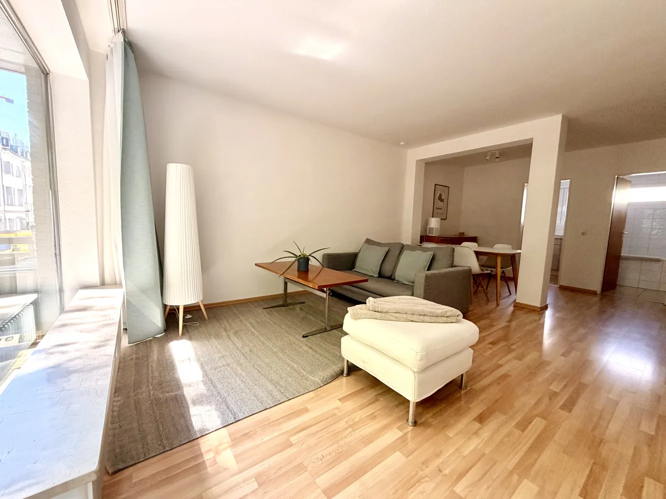2 Zimmer Wohnung mit 55 m² in Düsseldorf – Bild 2
