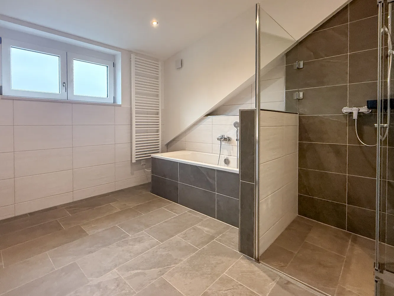 4 Zimmer Wohnung mit 111 m² in Erding – Bild 1