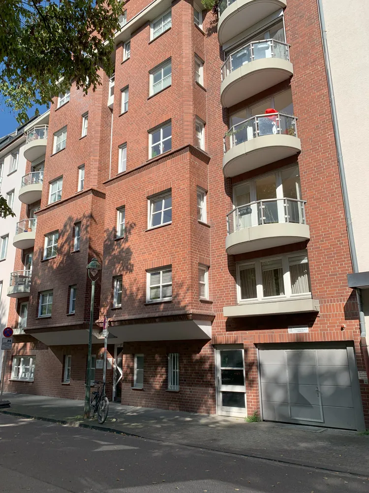 3 Zimmer Wohnung mit 80 m² in Düsseldorf – Bild 2