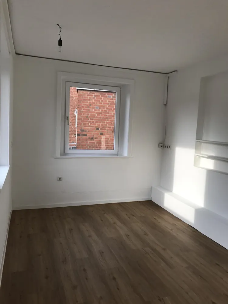 5 Zimmer Wohnung mit 126 m² in Hamburg – Bild 2
