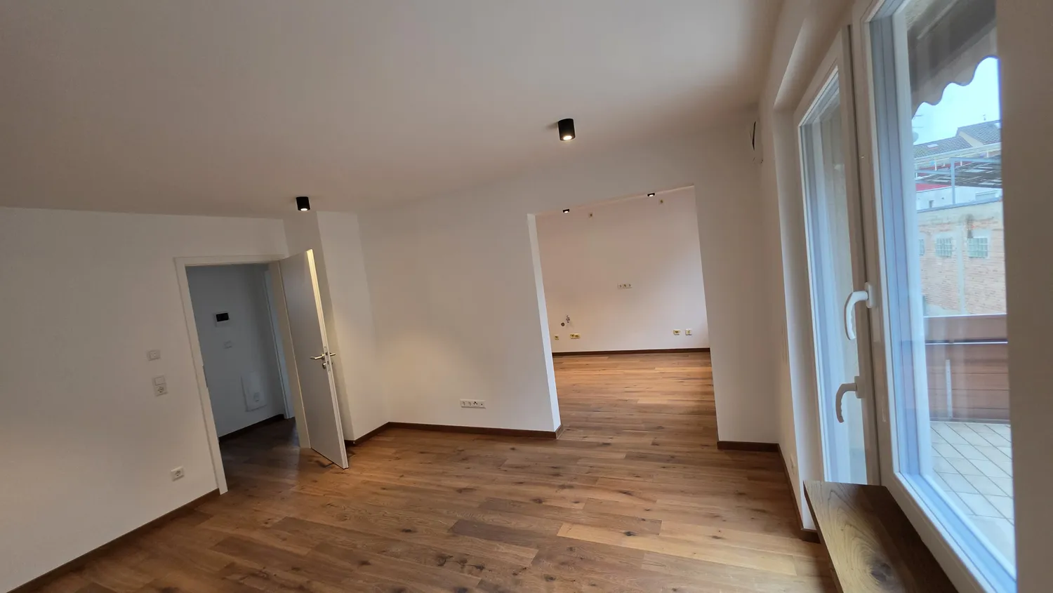 5 Zimmer Wohnung mit 91 m² in Stuttgart – Bild 1