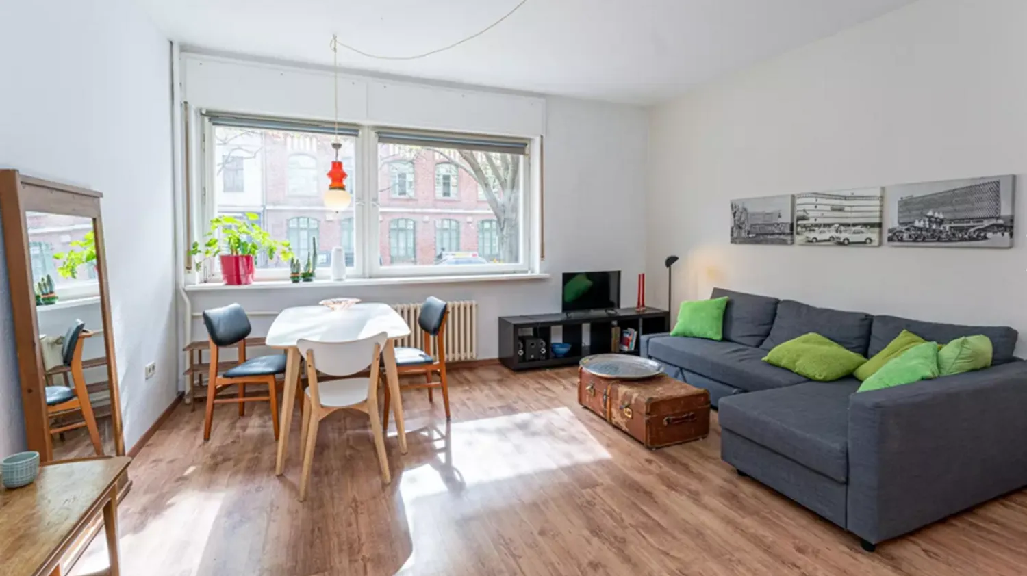 2 room apartment with 45 m² in Berlin – Photo 1