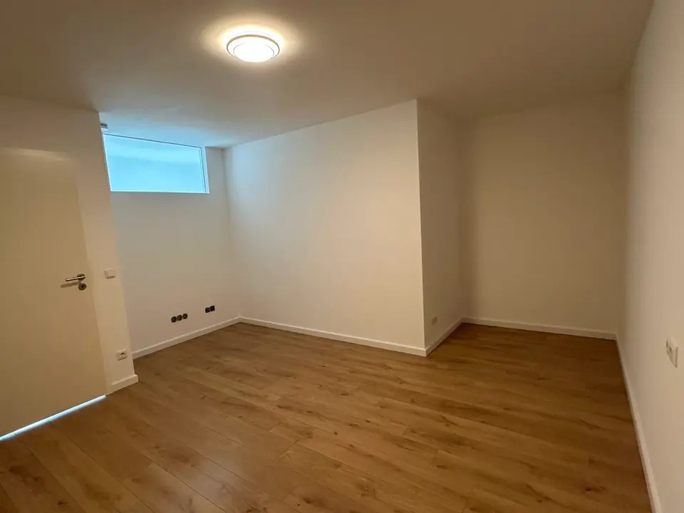 4 Zimmer Wohnung mit 120 m² in Bergisch Gladbach – Bild 7