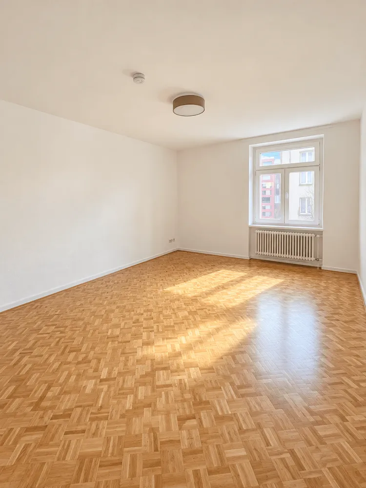 2 Zimmer Wohnung mit 75 m² in Frankfurt am Main – Bild 4
