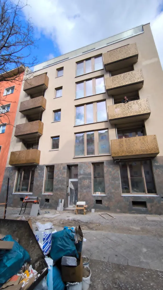 3 Zimmer Wohnung mit 90 m² in Berlin – Bild 2