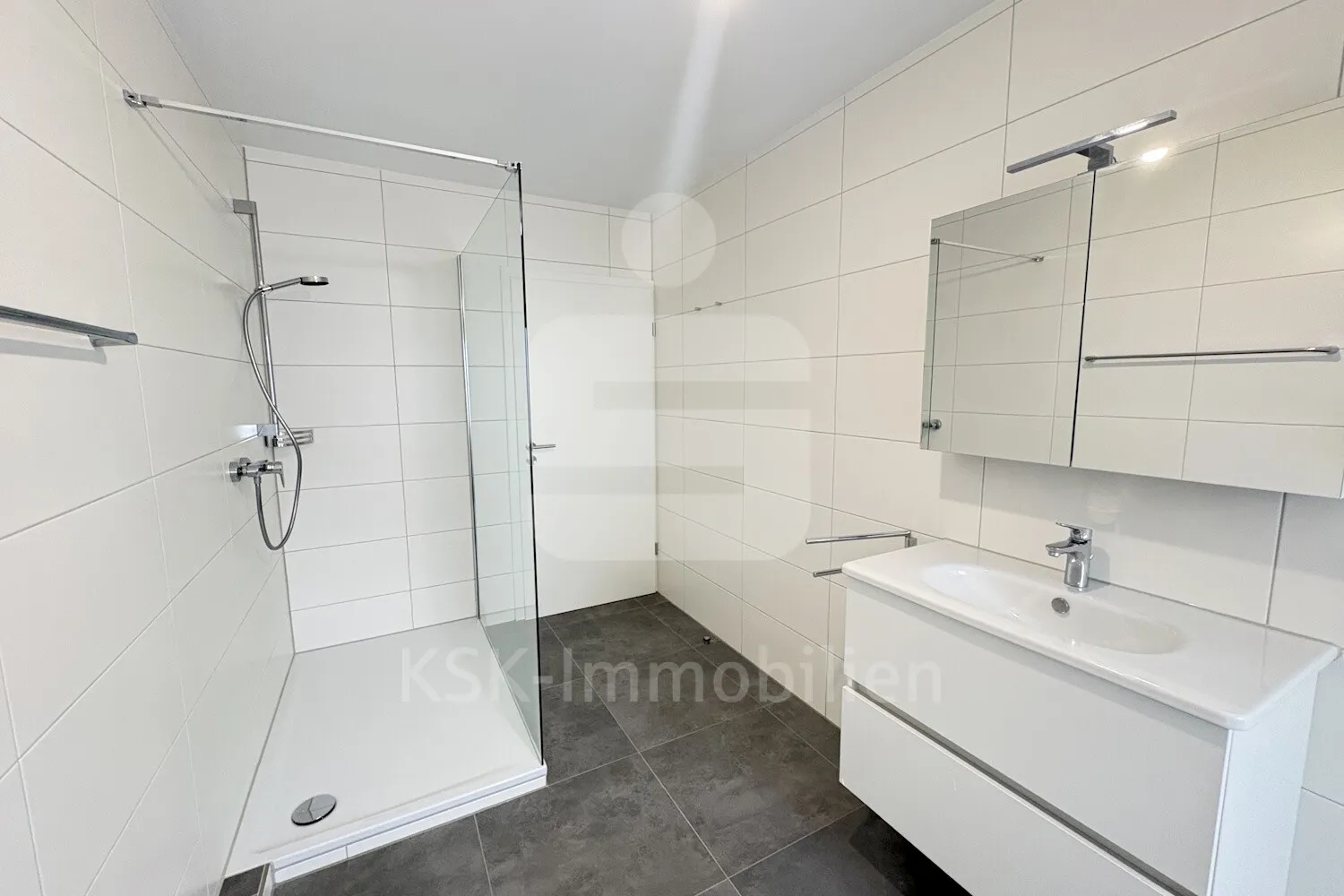 3 Zimmer Wohnung mit 89 m² in Königswinter – Bild 9