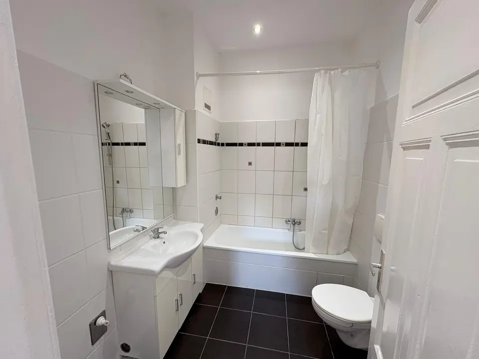 2 room apartment with 74 m² in Bremerhaven – Photo 5