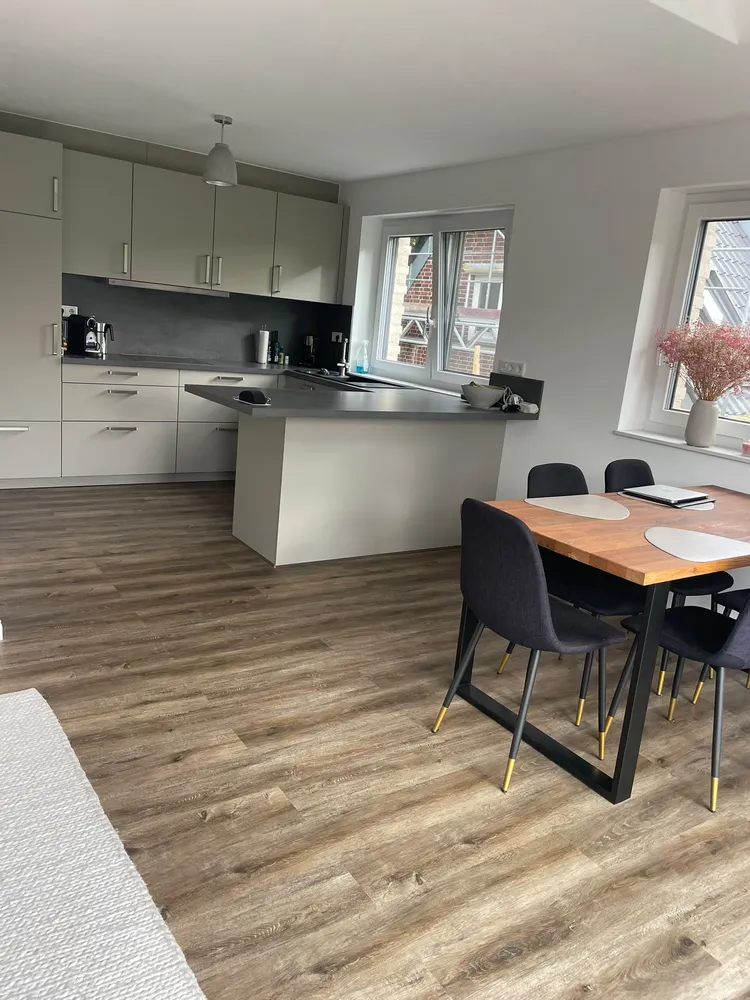 3 Zimmer Wohnung mit 85 m² in Hamburg – Bild 2