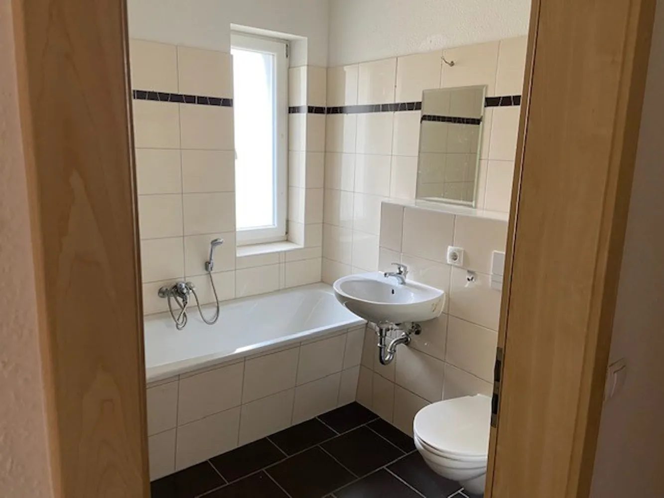 2 Zimmer Wohnung mit 59 m² in Halle (Saale) – Bild 2