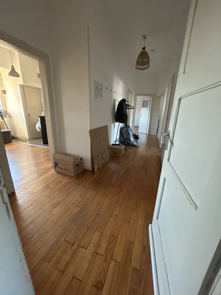 4 Zimmer Wohnung mit 120 m² in Saarbrücken – Bild 3